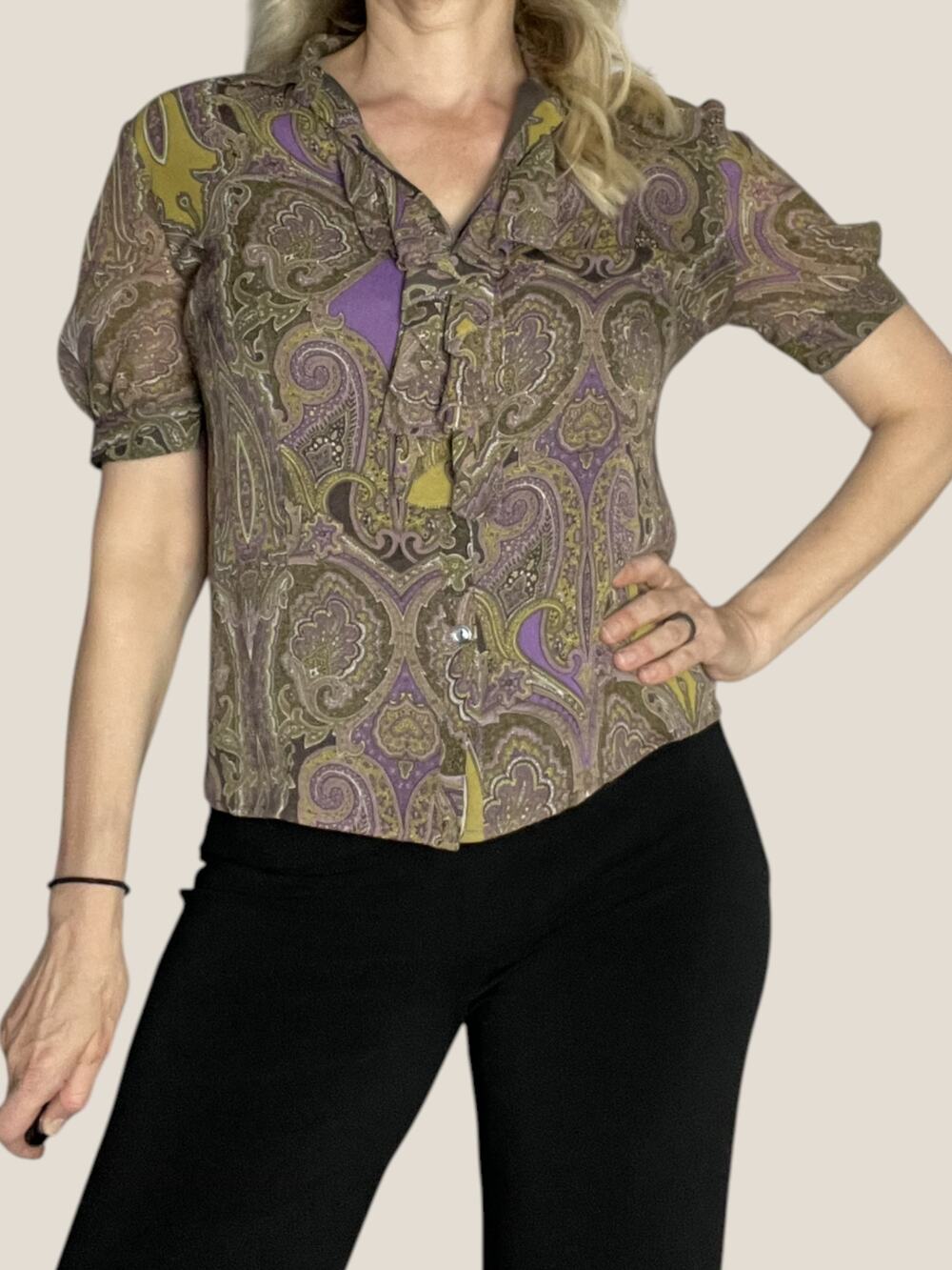 Jones New York Silk Paisley Ruffle Blouse Y2K Purple Olive Gold Size 6